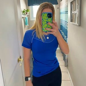 Nike pro, short sleeve workout top, size M, royal blue